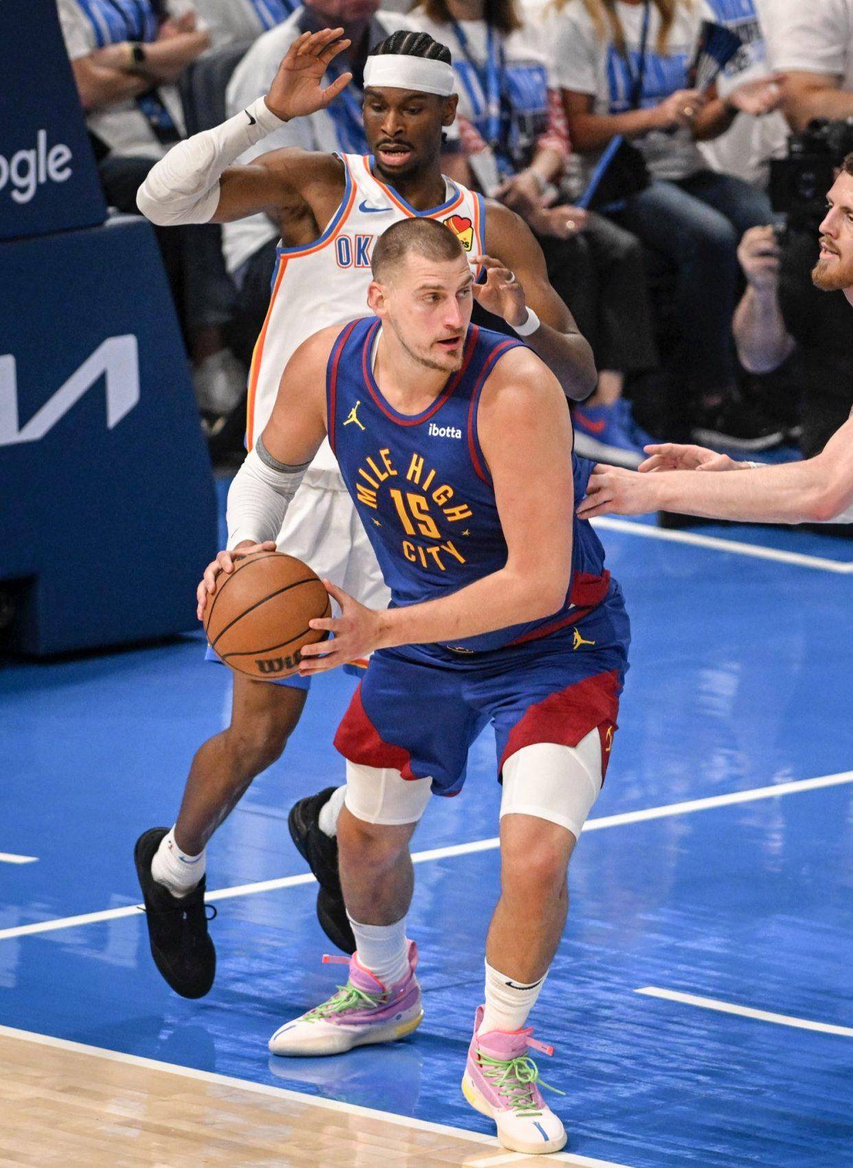 他所引领的 他所引领的